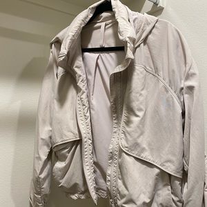 Lululemon Always Effortless Jacket DUNE (2020 version)